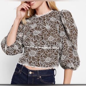 Express olive green embroidered eyelet open back bubble sleeve blouse sz Large